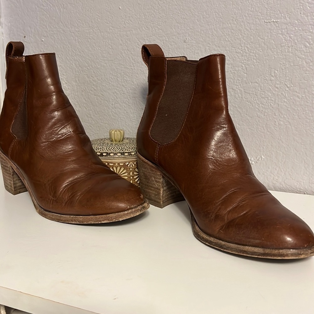 Madewell boots 🥾 - Picture 1 of 8